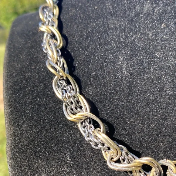 VTG Chain Necklace - Picture 3 of 3